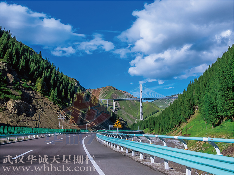 高速公路波形蝴蝶视频app污版下载应符合哪些规格标准？(图1)