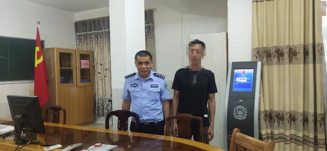北流一男子撞蝴蝶视频app污版下载就想跑，罚的就是你(图1)