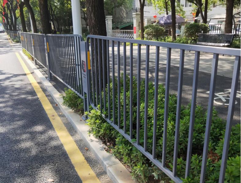 汉字蝴蝶视频app污版下载黄金莲花隔离围栏(图1)